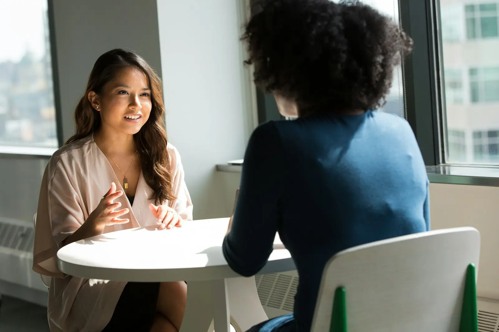 Preguntas frecuentes en una entrevista de trabajo y cómo responderlas